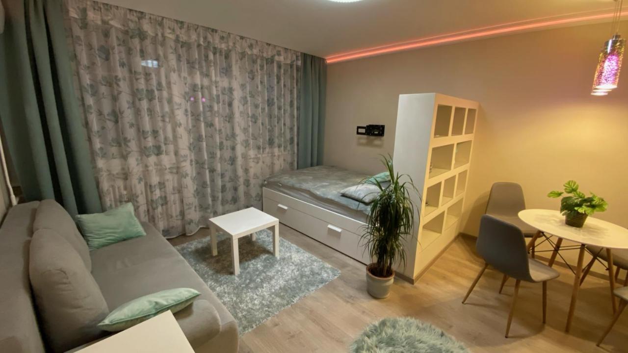 Zrinyi Central Apartman With Free Parking Ньиредьхаза Экстерьер фото