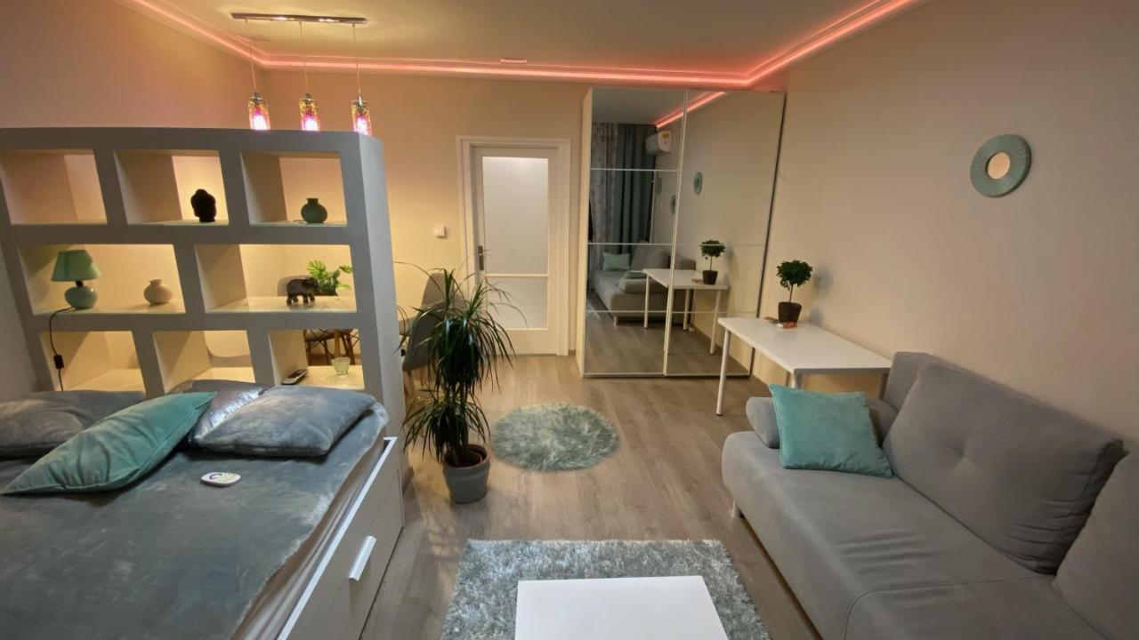 Zrinyi Central Apartman With Free Parking Ньиредьхаза Экстерьер фото
